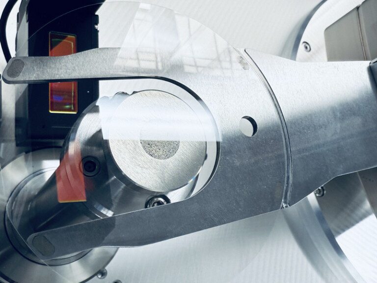 260906_188_UTH_ultra thin handling solutions_016xx